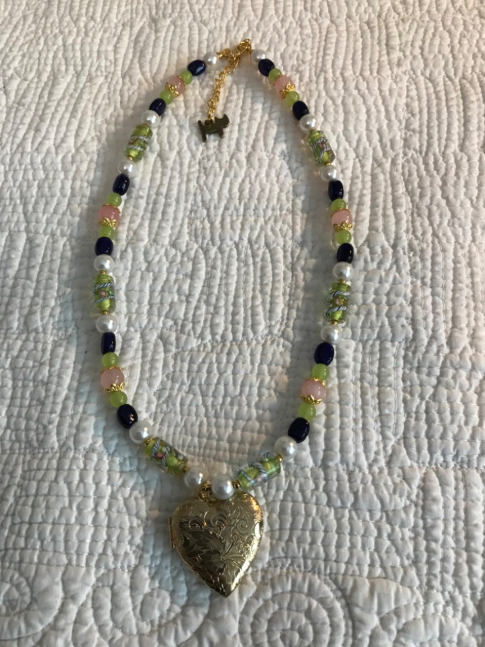 “My Open Heart”: Artisan necklace - Picture 3 of 14